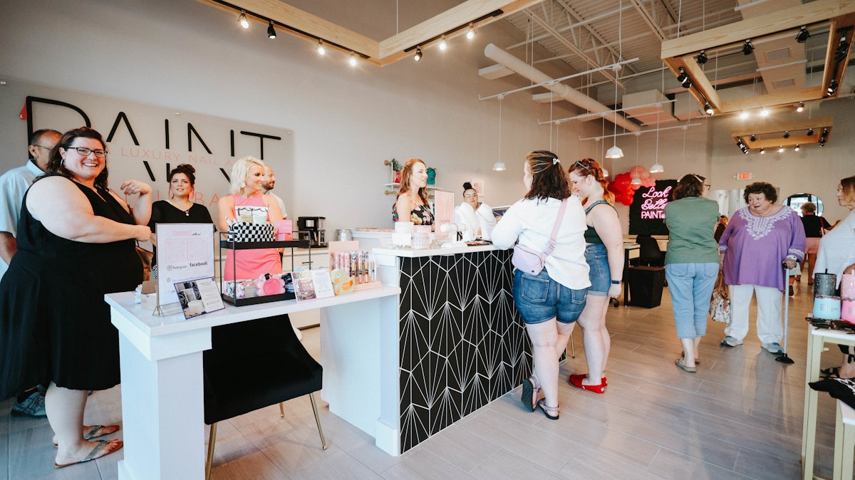 Discover Paint Nail Bar in Louisville, Kentucky
