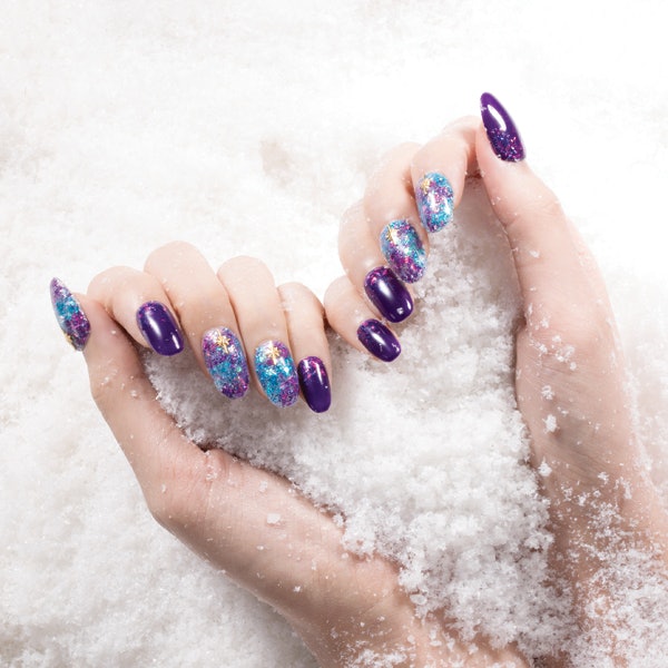 Charming Holiday Nail Designs to Delight Your Clients