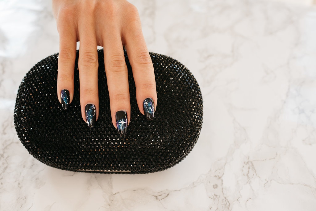 New Year's Nail Tutorials: Sparkle & Shine