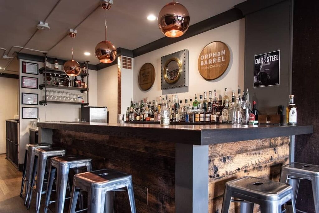 Discover Oak & Steel Grooming in Glen Ellyn, IL