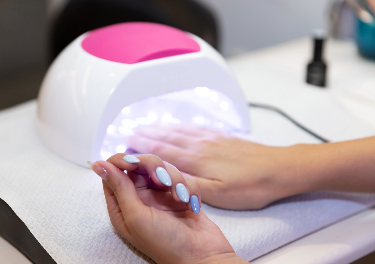 Understanding Heat Spikes in Gel Nails